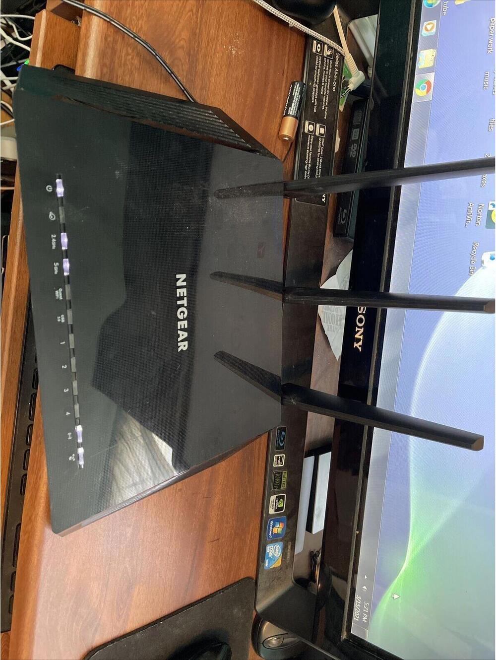 Netgear Router Model R6700v2